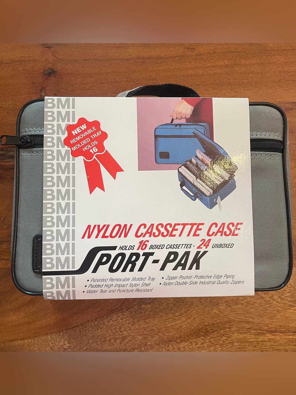 New Old Stock Vtg 1989 BMI Sport-Pak Nylon Cassette Case Holds 16 Boxed Tapes